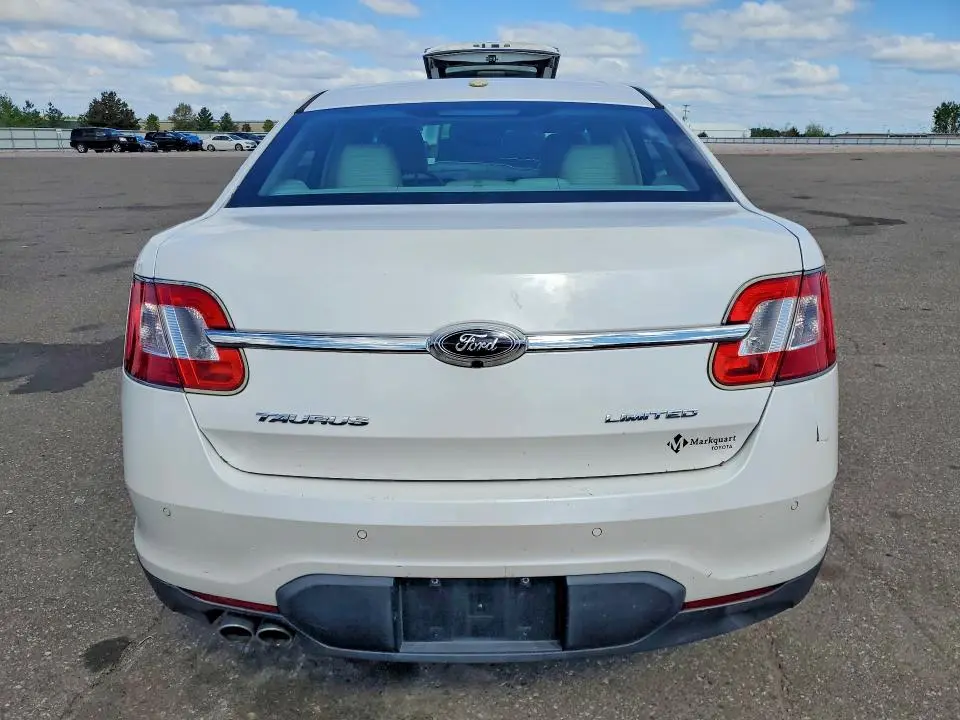 2012 FORD TAURUS LIMITED  