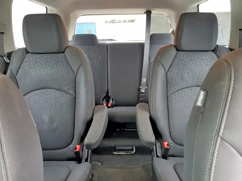 2015 GMC ACADIA SLE  