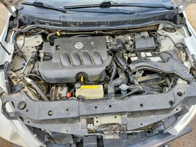 2011 NISSAN VERSA 1.8 S  
