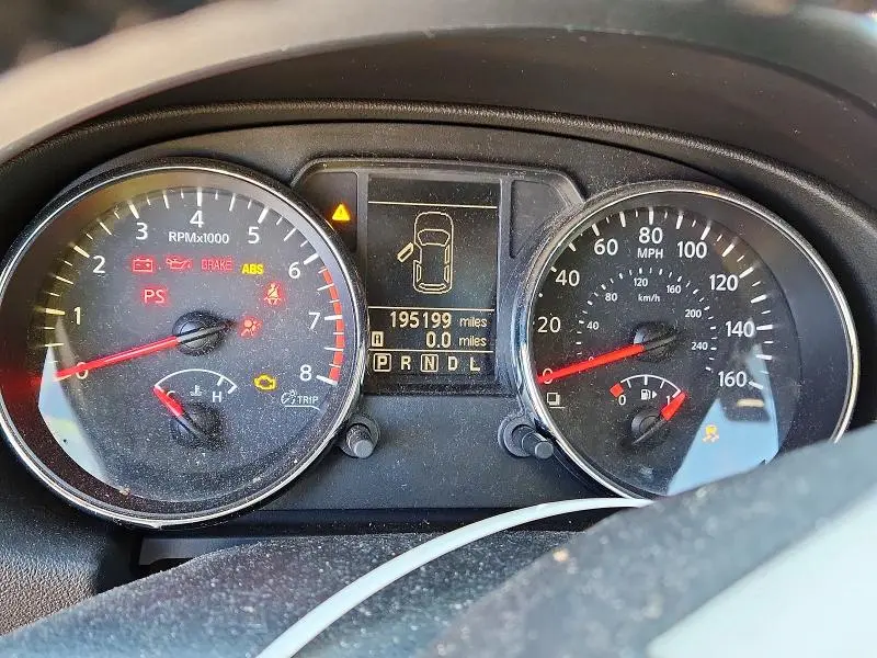 2012 NISSAN ROGUE S  