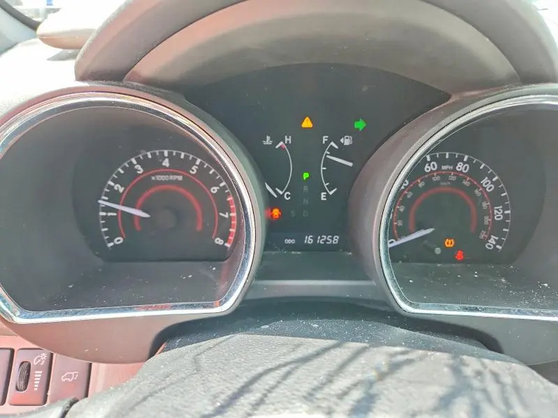 2012 TOYOTA HIGHLANDER SE  