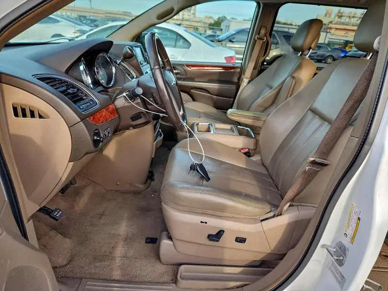 2015 CHRYSLER TOWN & COUNTRY TOURING  