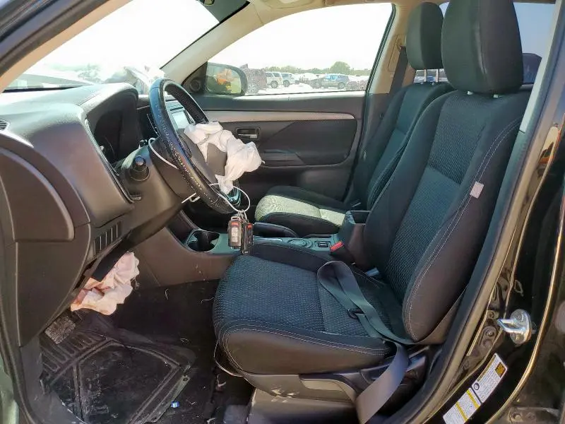 2016 MITSUBISHI OUTLANDER SE