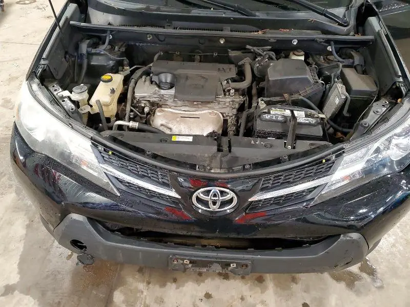 2013 TOYOTA RAV4 LE  