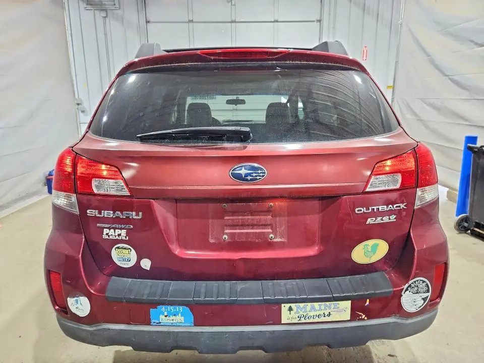 2011 SUBARU OUTBACK 2.5I PREMIUM  