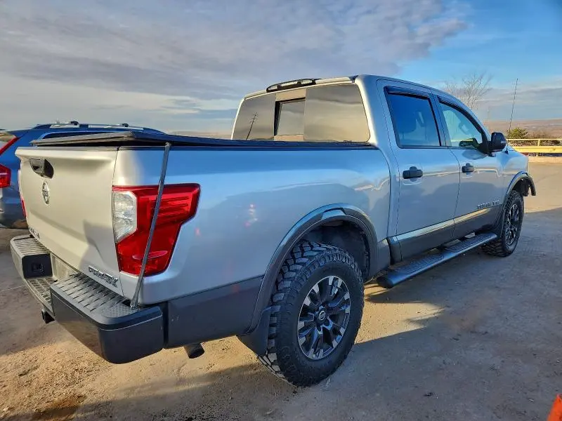 2018 NISSAN TITAN SV  