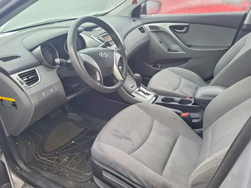 2011 HYUNDAI ELANTRA   