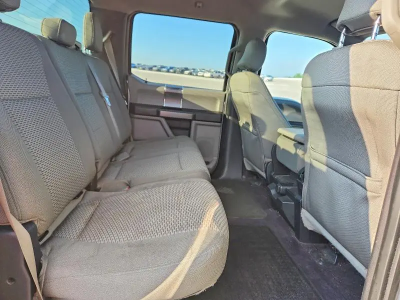 2015 FORD F150 SUPERCREW  