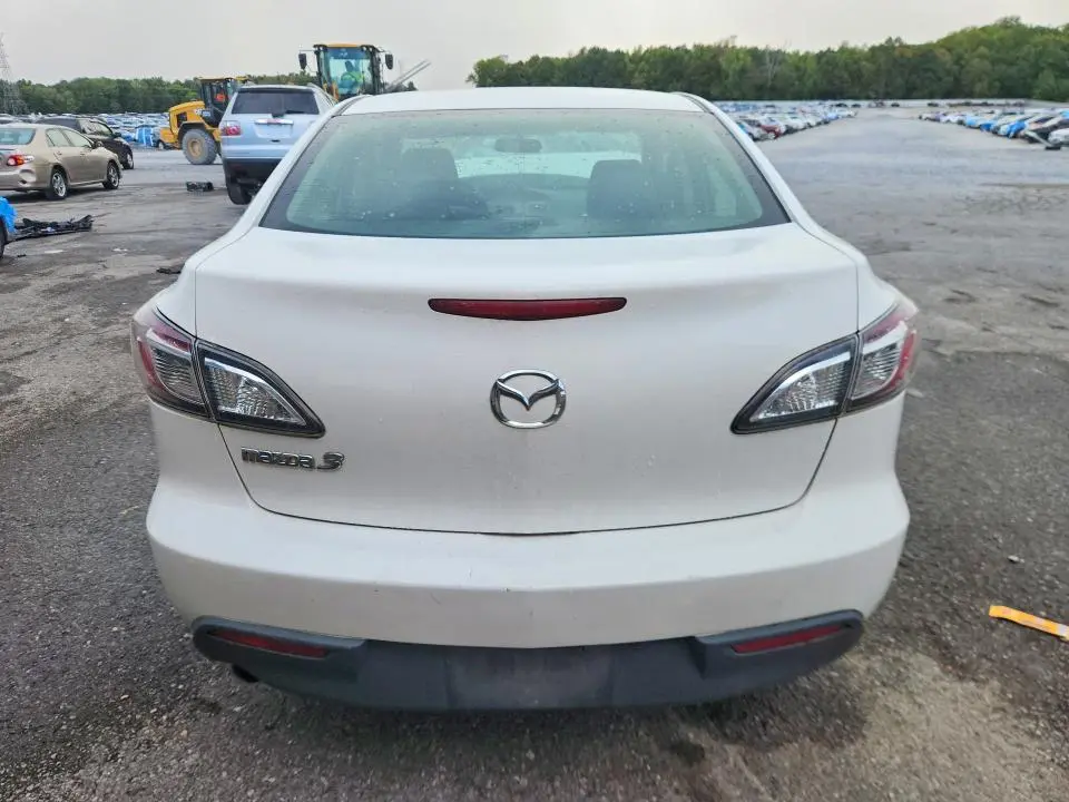 2011 MAZDA 3 I  