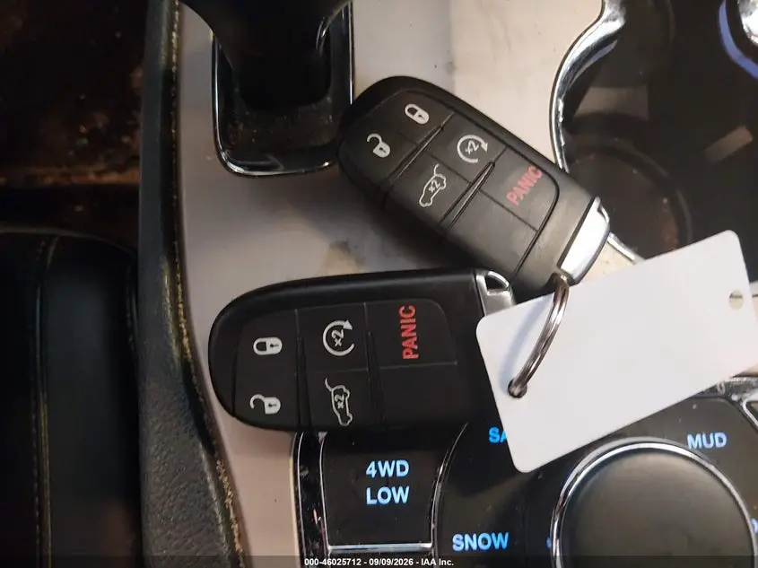 2014 JEEP GRAND CHEROKEE SUMMIT