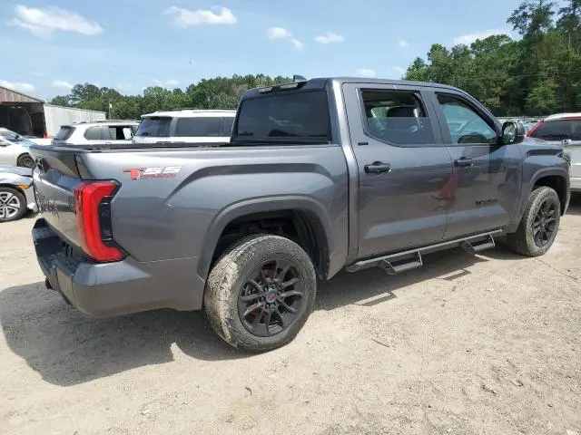 2024 TOYOTA TUNDRA CREWMAX SR  