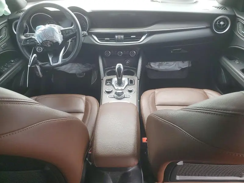 2022 ALFA ROMEO STELVIO TI  