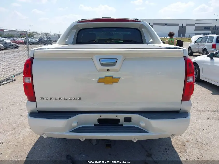 2013 CHEVROLET AVALANCHE LTZ