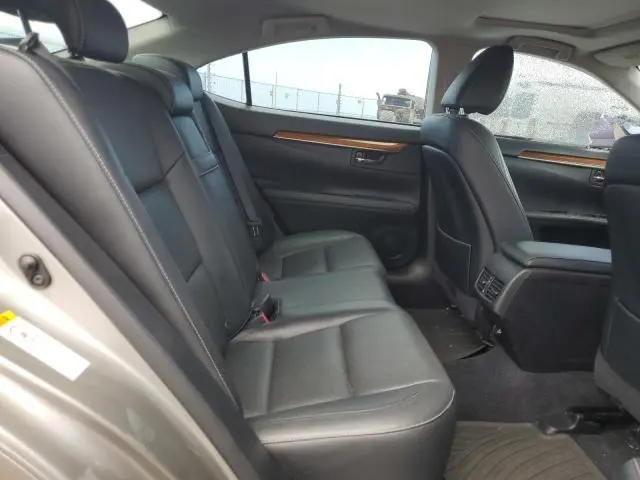 2015 LEXUS ES 300H  