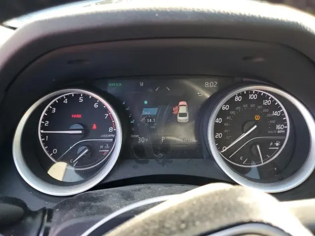 2022 TOYOTA CAMRY XLE  
