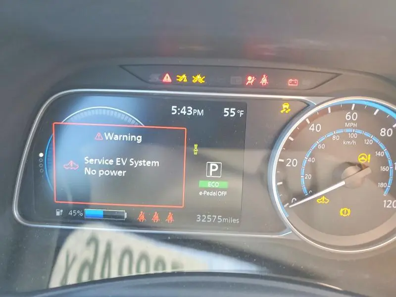 2023 NISSAN LEAF S  