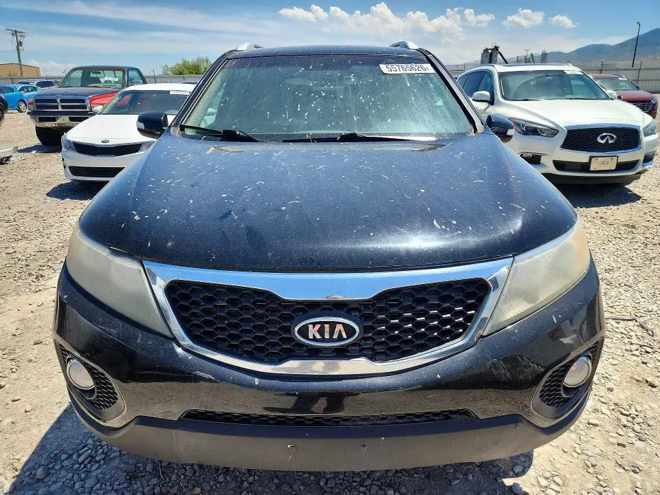 2011 KIA SORENTO LX  