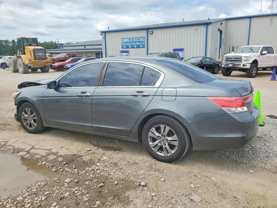 2011 HONDA ACCORD SE  