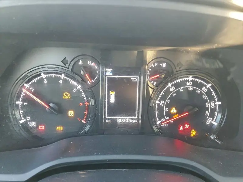 2022 TOYOTA 4RUNNER SR5  