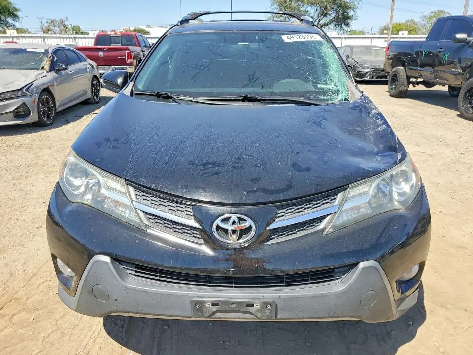 2014 TOYOTA RAV4 XLE  