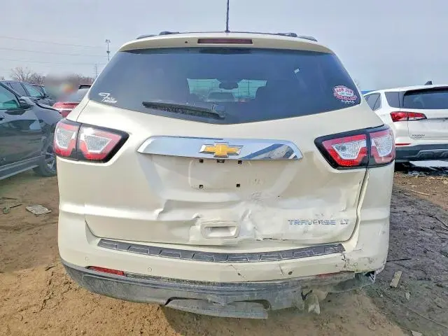 2015 CHEVROLET TRAVERSE LT  