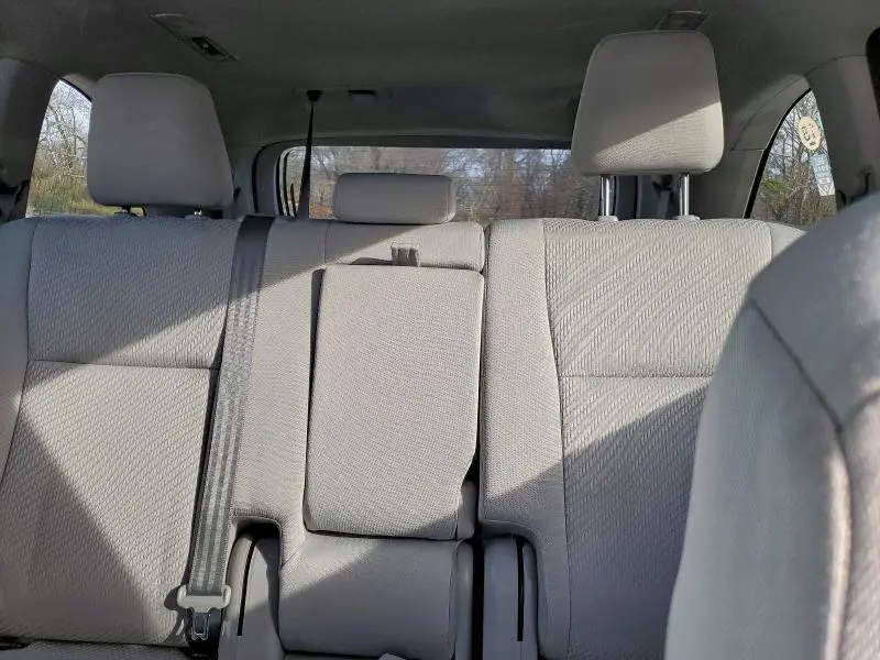 2018 TOYOTA HIGHLANDER LE  