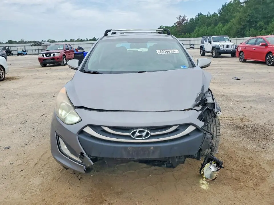 2013 HYUNDAI ELANTRA GT BASE  