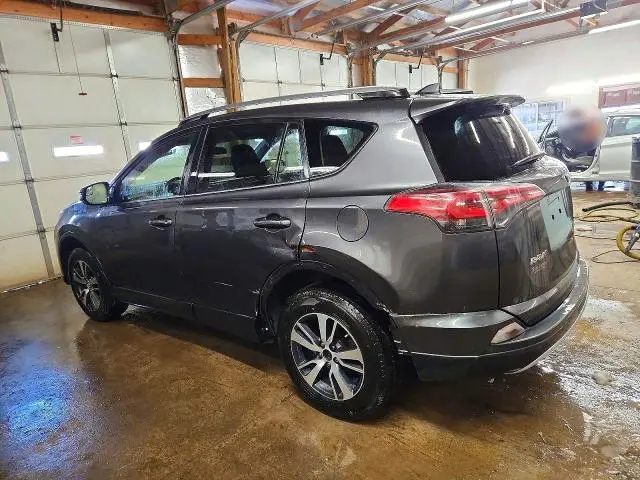 2017 TOYOTA RAV4 XLE  