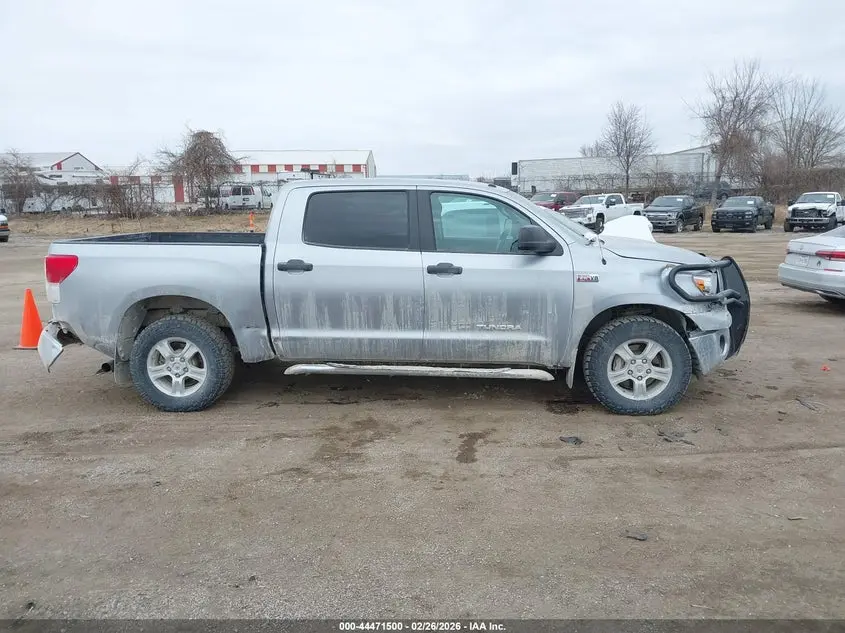 2012 TOYOTA TUNDRA GRADE 5.7L V8