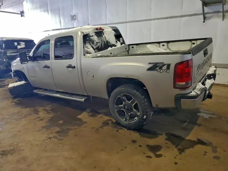 2013 GMC SIERRA K2500 SLE  
