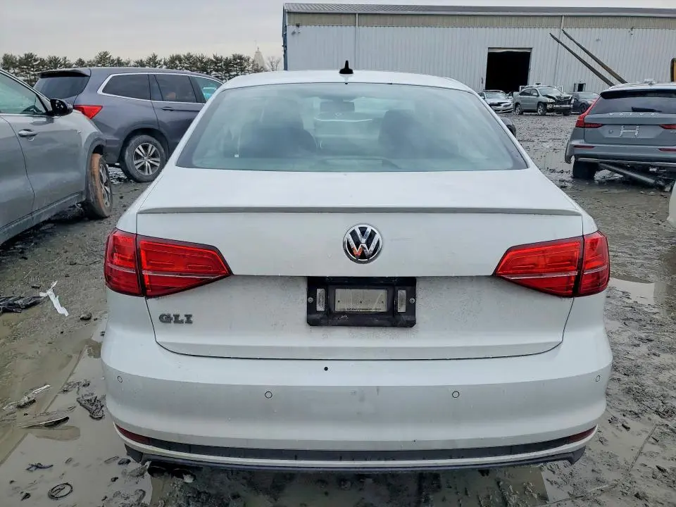 2016 VOLKSWAGEN JETTA GLI  