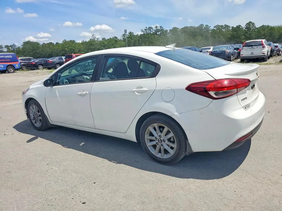 2017 KIA FORTE S  
