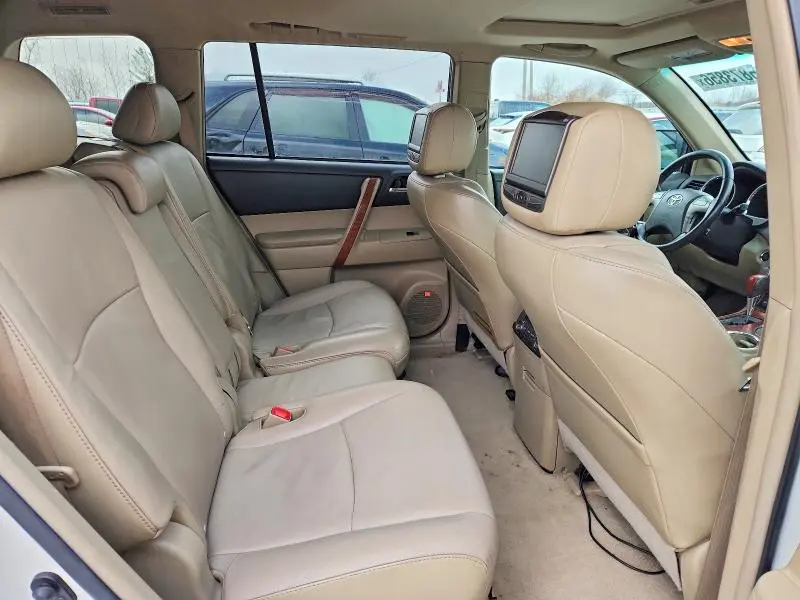 2010 TOYOTA HIGHLANDER LIMITED  