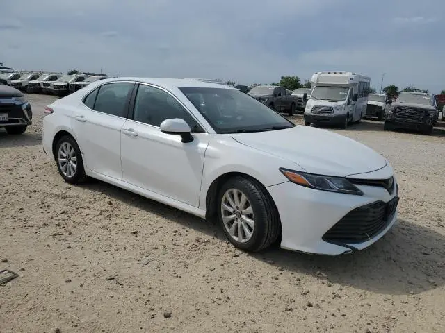 2020 TOYOTA CAMRY LE  