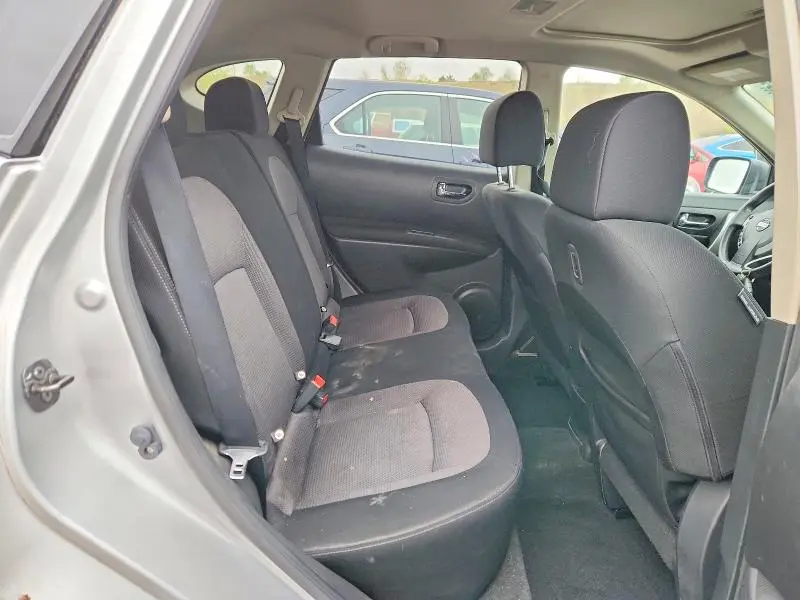 2011 NISSAN ROGUE S  