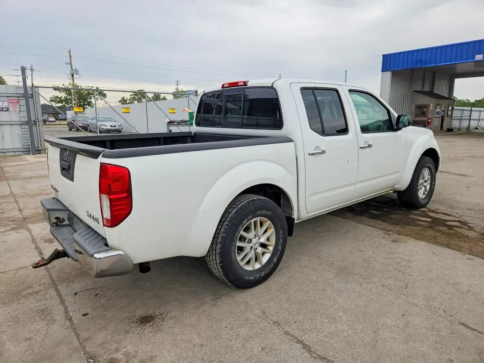 2014 NISSAN FRONTIER S  