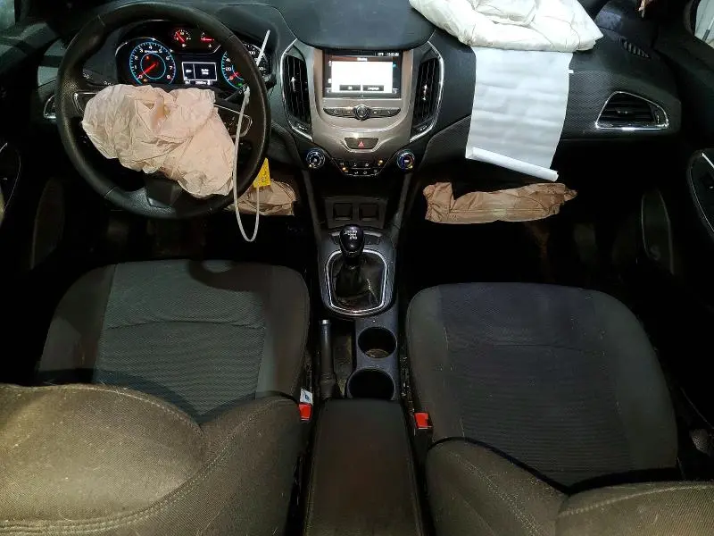 2017 CHEVROLET CRUZE LT  