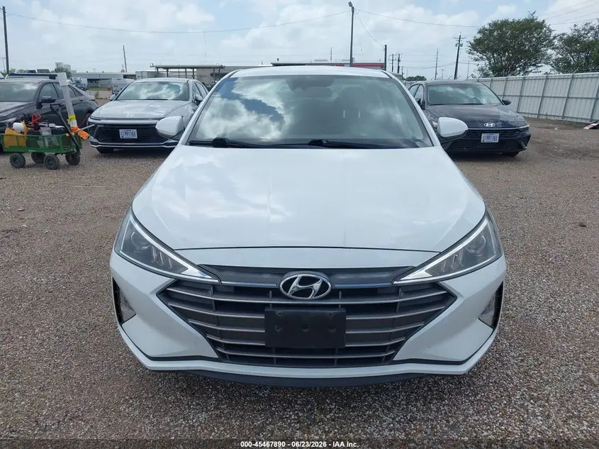 2020 HYUNDAI ELANTRA SE