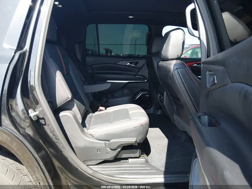 2024 CHEVROLET TRAVERSE AWD RS