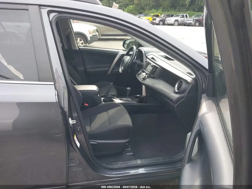 2017 TOYOTA RAV4 XLE