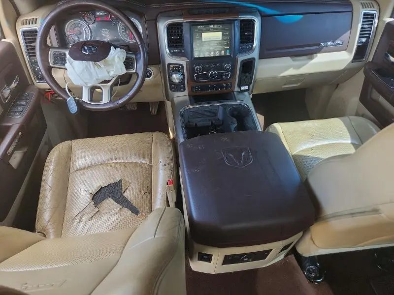 2016 RAM 1500 LARAMIE  