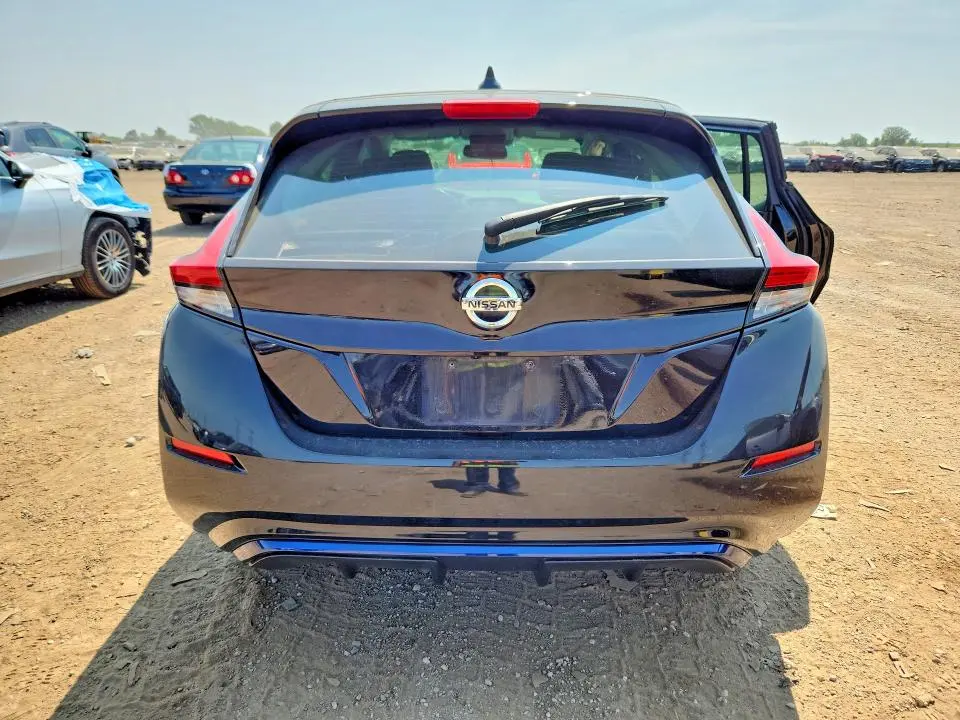 2019 NISSAN LEAF SV PLUS  