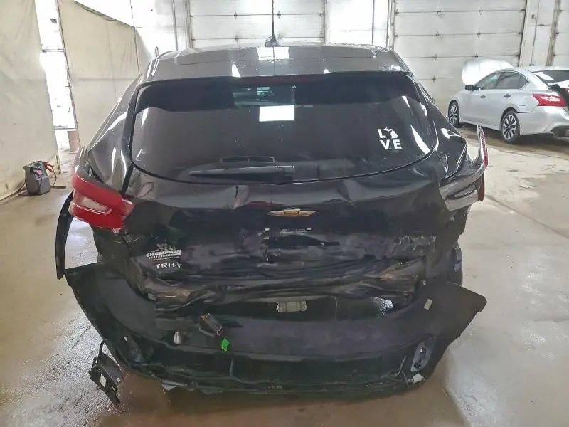 2025 CHEVROLET TRAX LS  