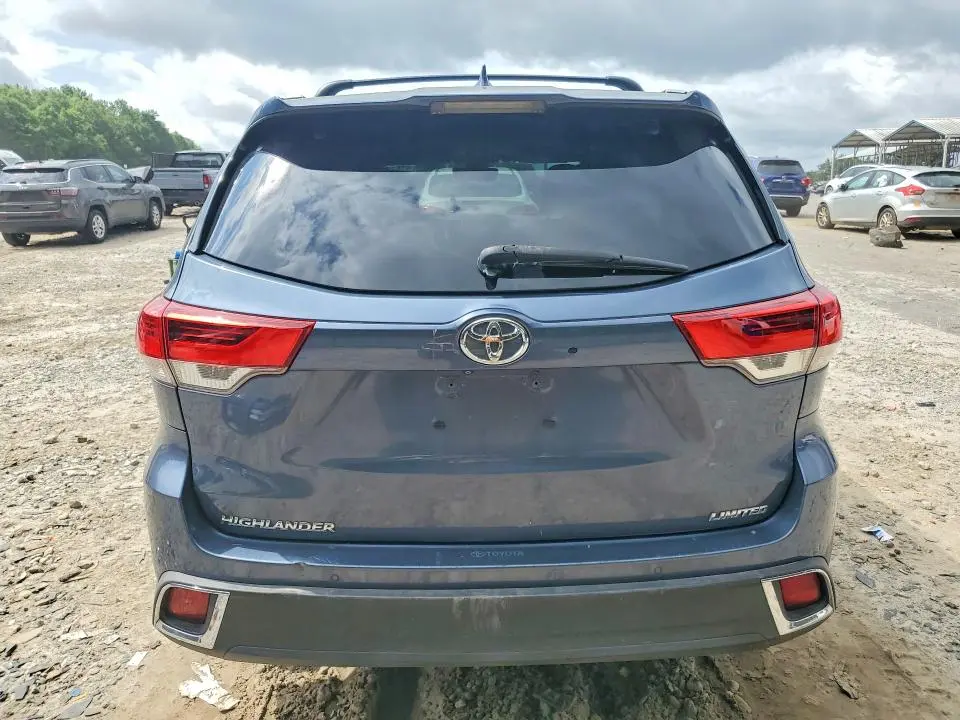 2018 TOYOTA HIGHLANDER LIMITED  