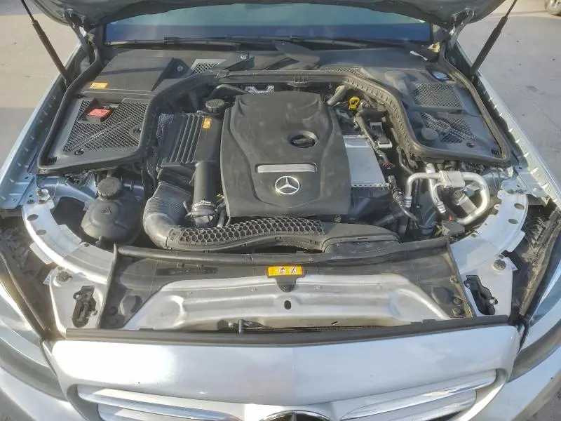 2015 MERCEDES-BENZ C 300  