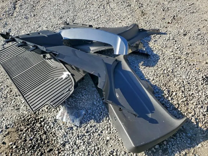 2021 CHEVROLET TRAVERSE LT  