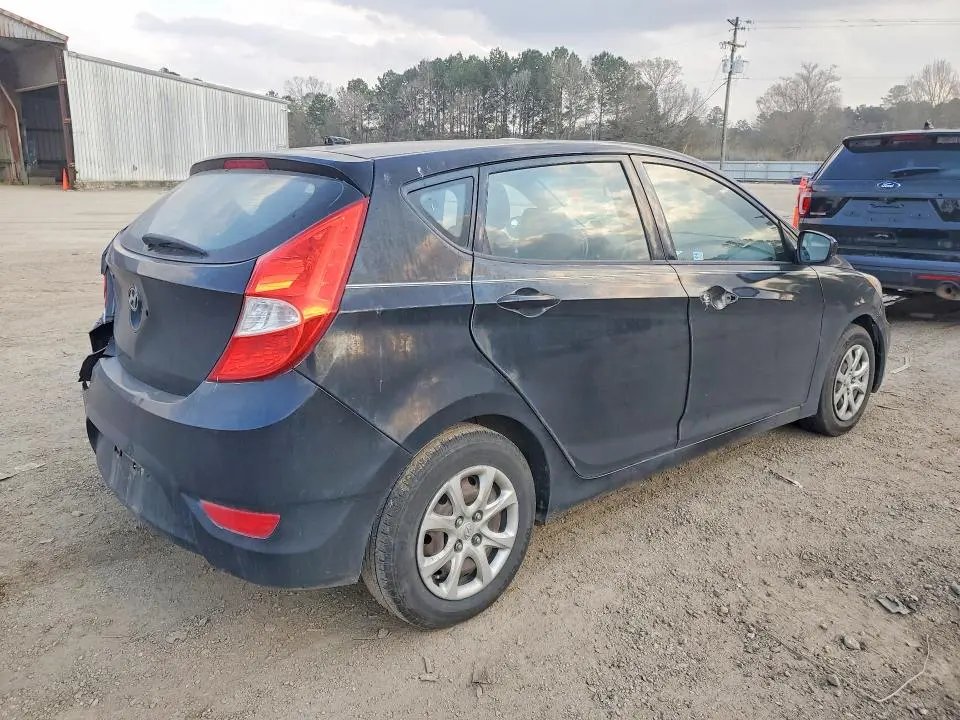 2013 HYUNDAI ACCENT GLS  