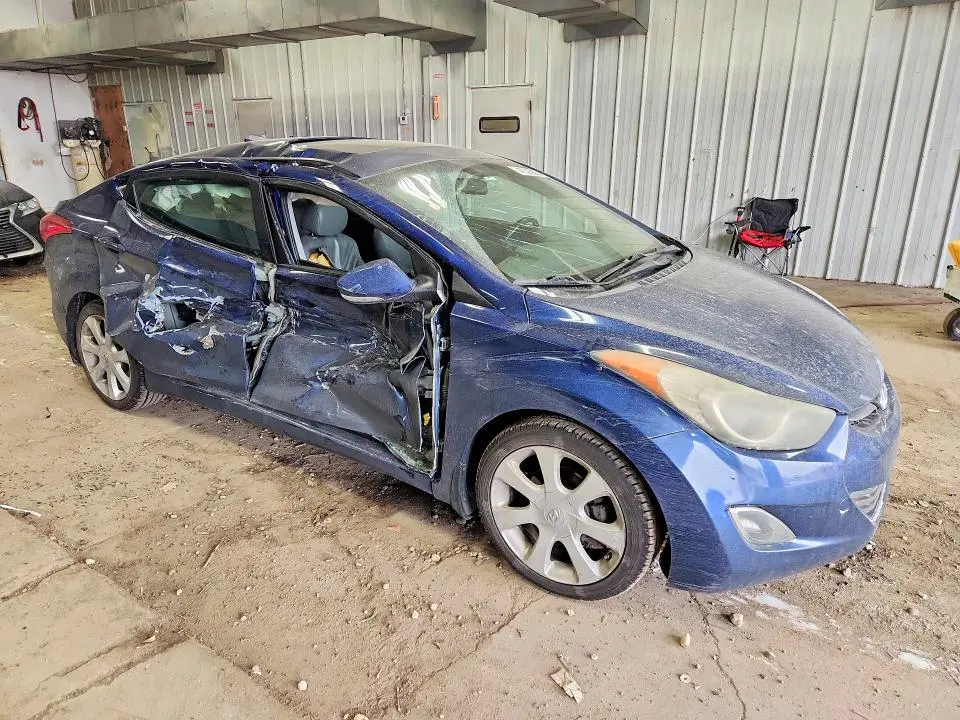 2013 HYUNDAI ELANTRA LIMITED  