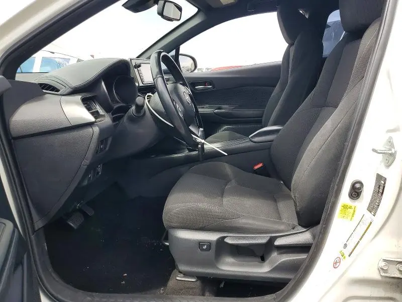 2018 TOYOTA C-HR XLE PREMIUM  