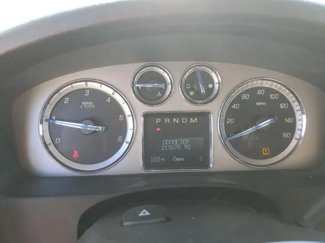 2011 CADILLAC ESCALADE ESV LUXURY  